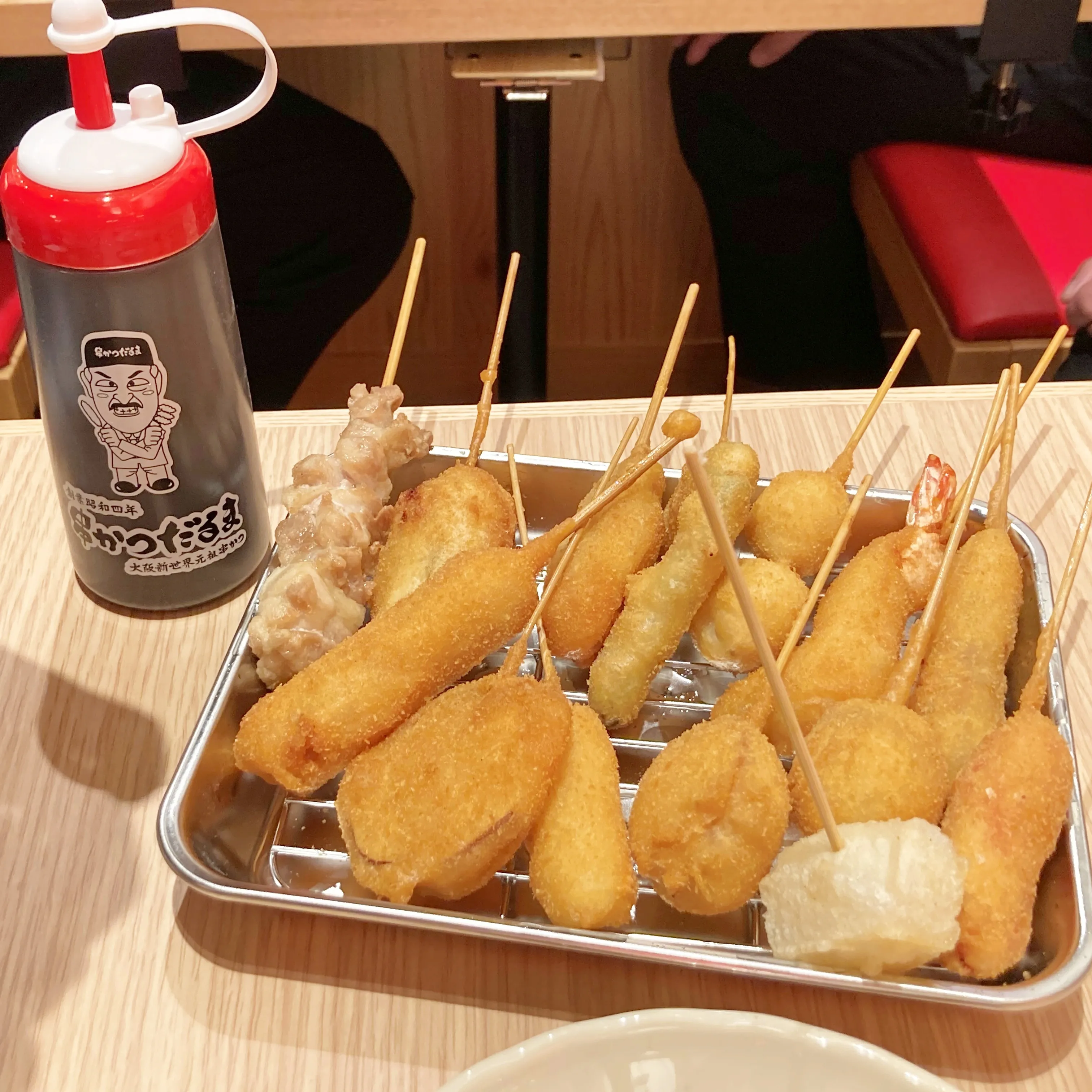 串不倒翁Whity Umeda店