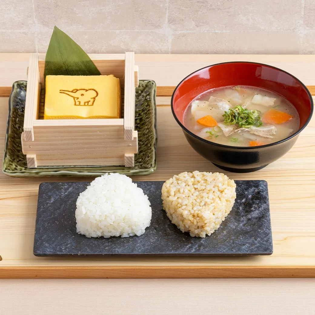 象印銀白飯糰